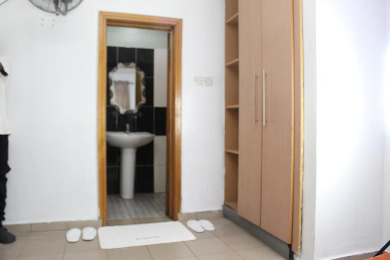 Blue Moon Hotels Victoria Island Lagos Exterior foto